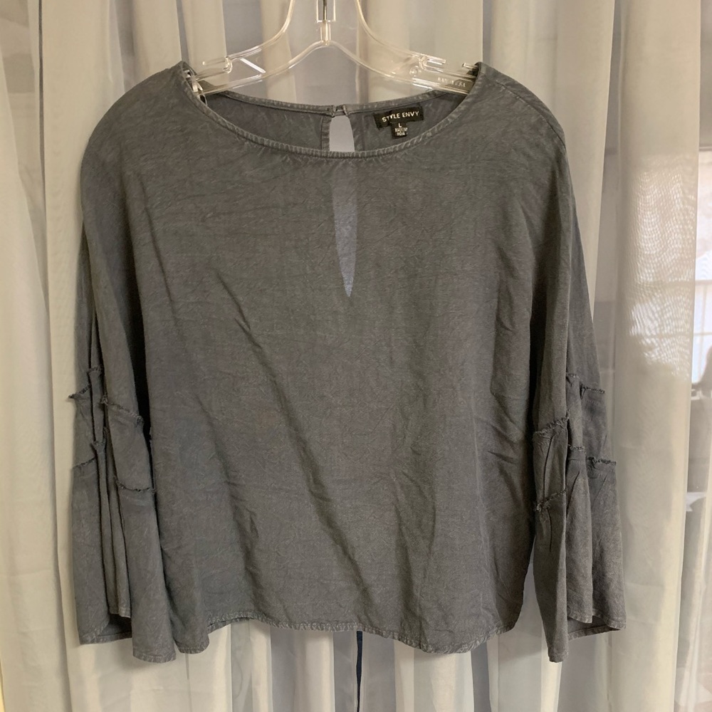 Bell sleeved shirt